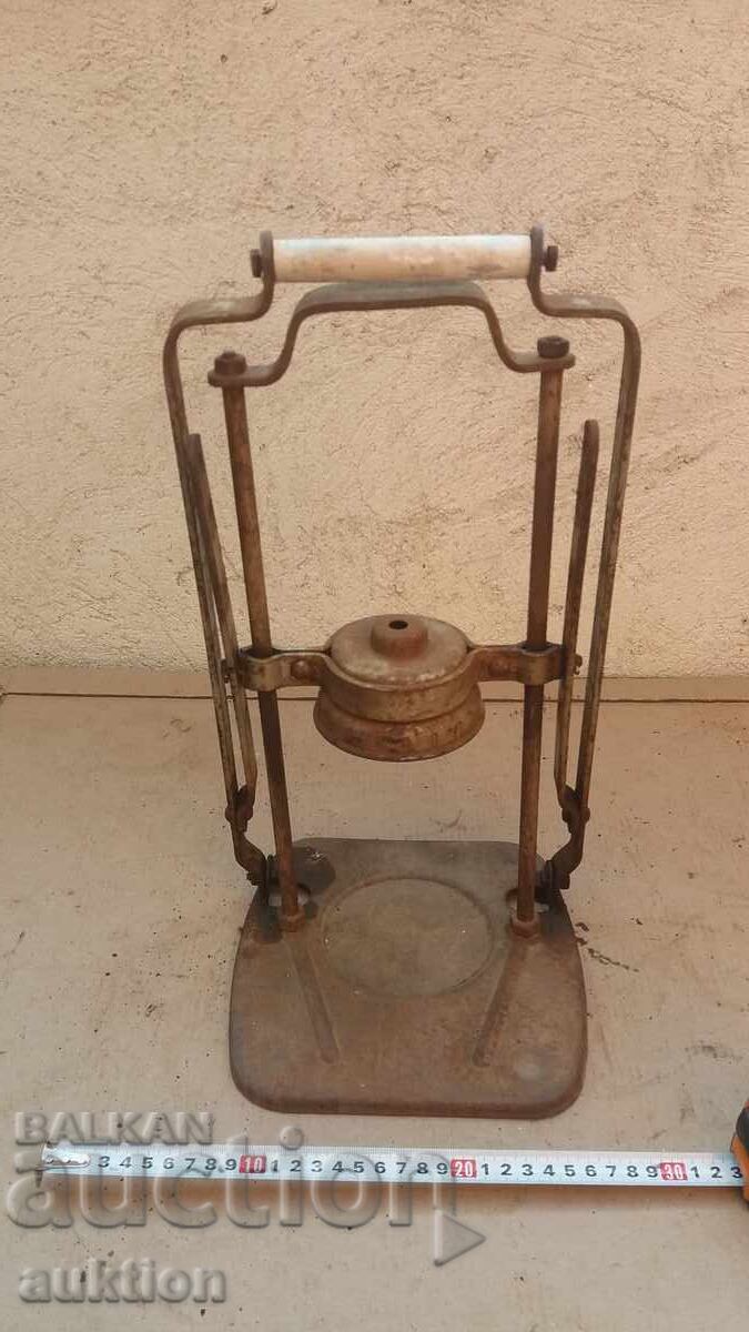 Auction  GREAT JAR SEALER, SOVIET ERA