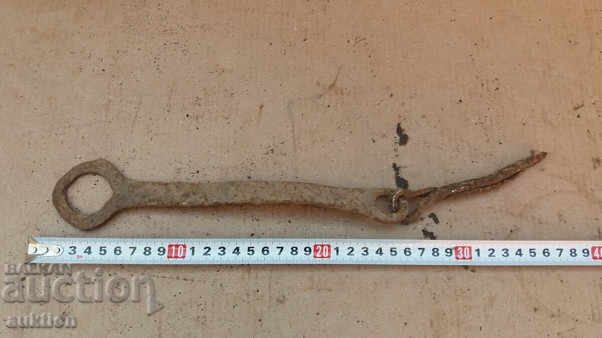 WROUGHT RENAISSANCE GATE LOCK WROUGHT RENAISSANCE GATE LOCK