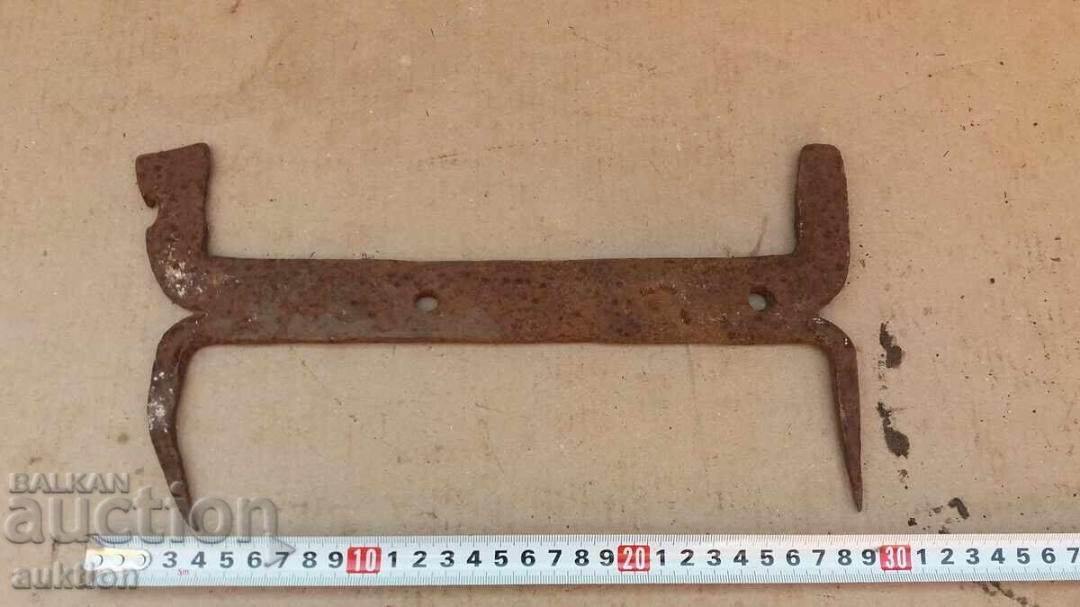 СТАРА КОВАНА СТЪРГАЛКА ЗА ДВОР - 6