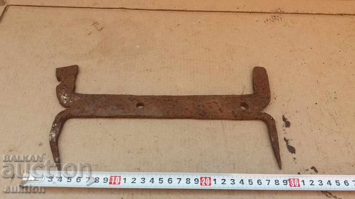 СТАРА КОВАНА СТЪРГАЛКА ЗА ДВОР - 7