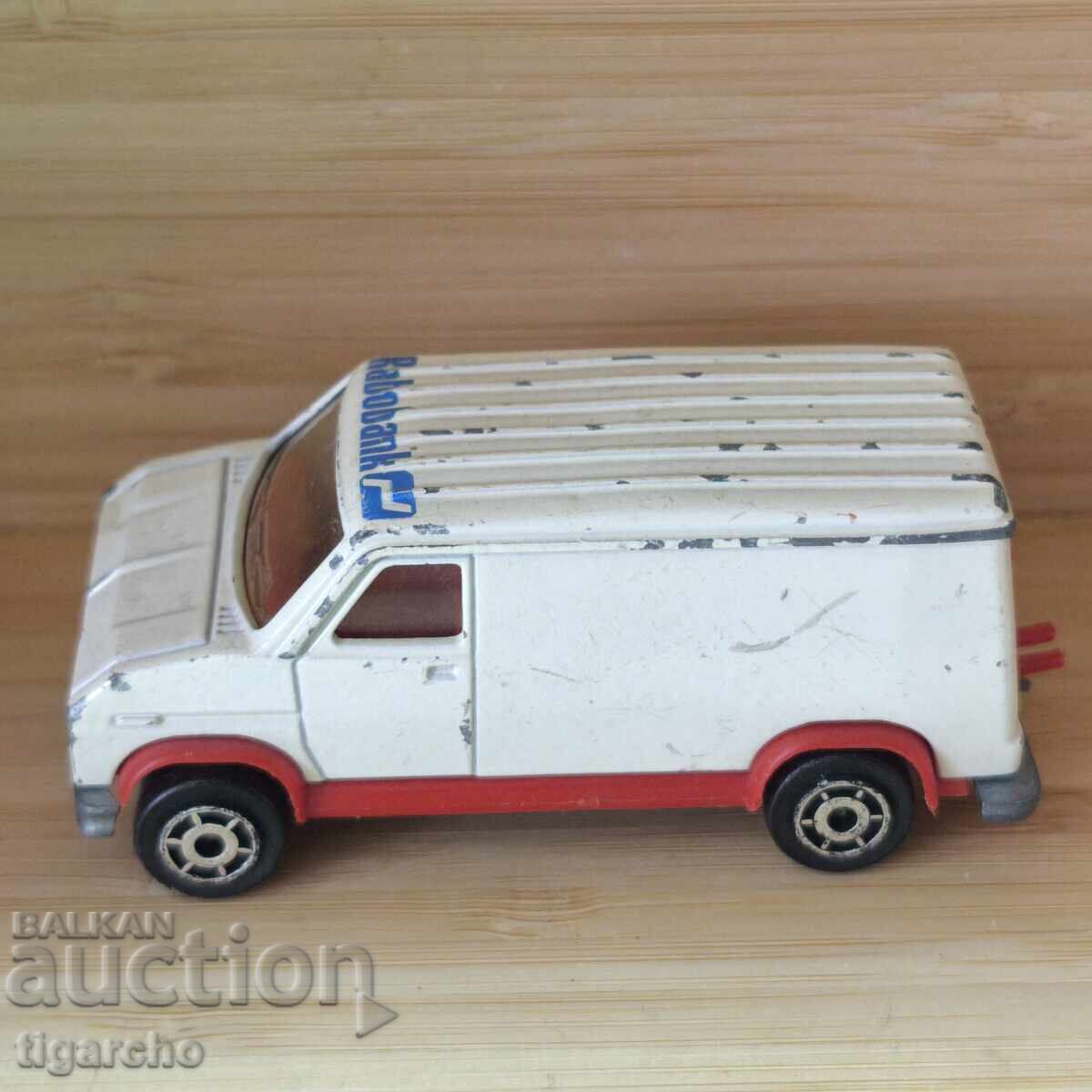 Δημοπρασία Κοιλιά majorette