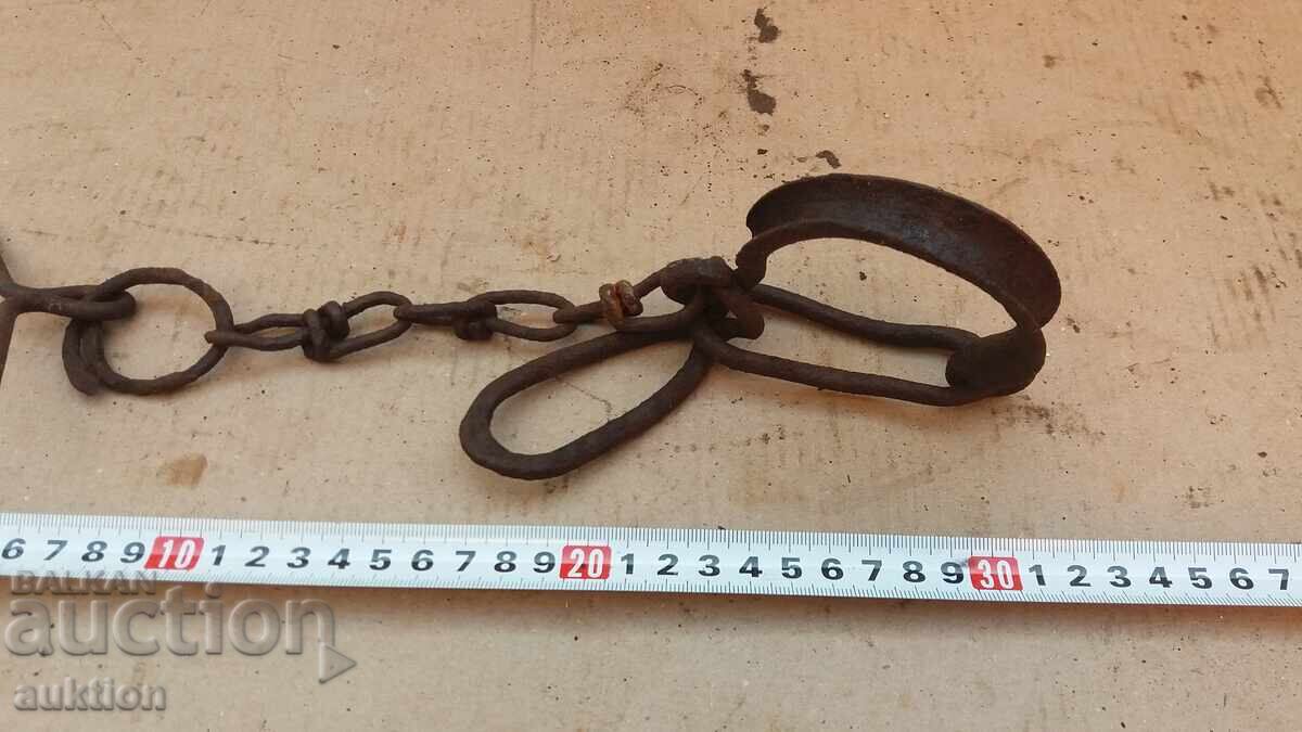 ZĂVORARE FORJATE DE RENAȘTERE, CĂTUȘE, BRĂȚĂRI, CĂLCAIE - 5