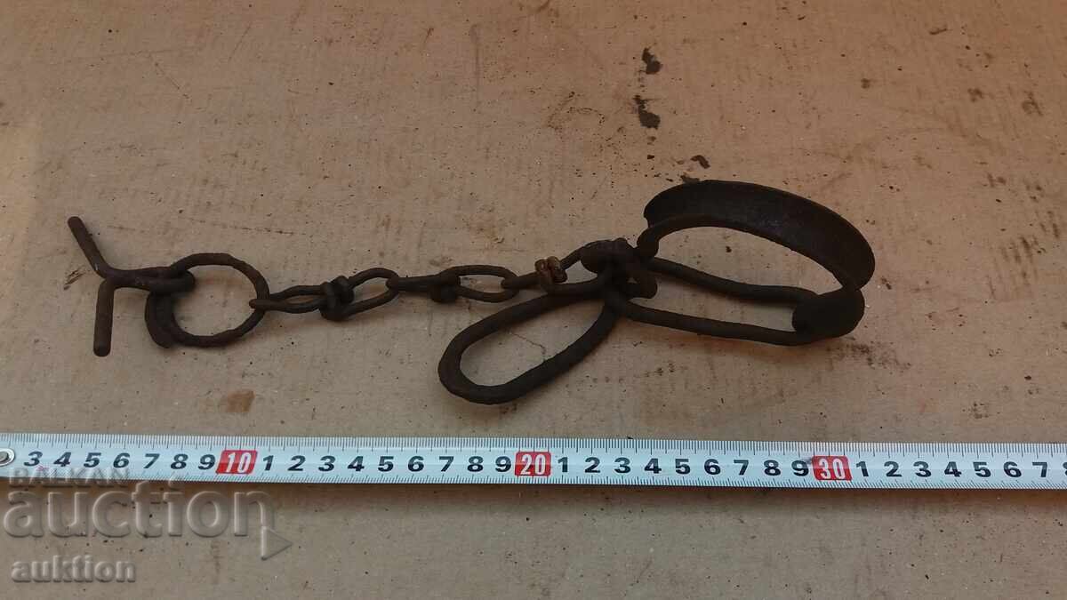 ZĂVORARE FORJATE DE RENAȘTERE, CĂTUȘE, BRĂȚĂRI, CĂLCAIE - 6