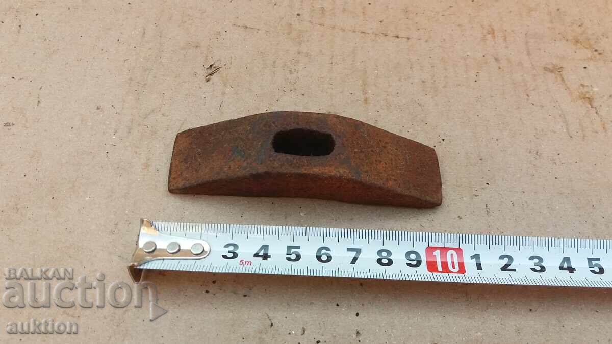 СТАРО МАЛКО ЗАНАЯТЧИЙСКО ЧУКЧЕ с цена 2.99 лв. | € 1.53 СТАРО МАЛКО ЗАНАЯТЧИЙСКО ЧУКЧЕ с цена 2.99 лв. | € 1.53