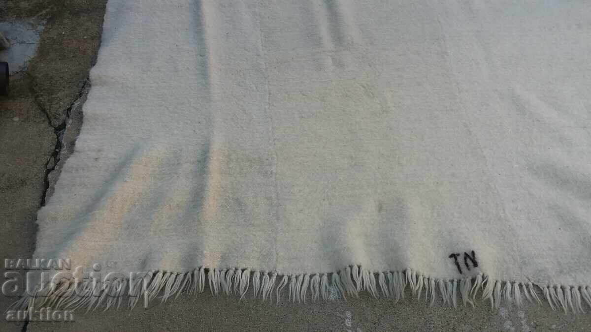 РЪЧНО ТЪКАНА ГОЛЯМА ВЪЗРОЖДЕНСКА ЧЕРГА ОТ ЧЕИЗ с цена 49.99 лв. | € 25.56 РЪЧНО ТЪКАНА ГОЛЯМА ВЪЗРОЖДЕНСКА ЧЕРГА ОТ ЧЕИЗ с цена 49.99 лв. | € 25.56