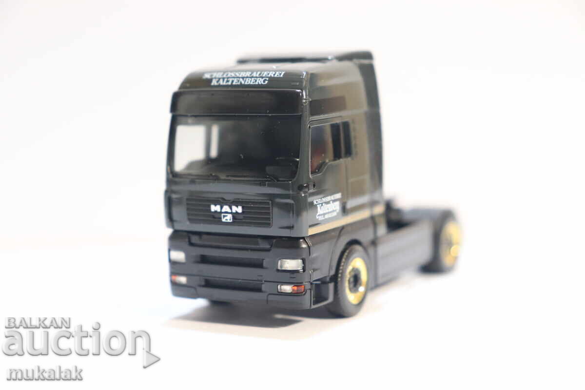 HERPA H0 1/87 MAN TGA Tractor Truck Model with price 15.00 BGN | € 7.67