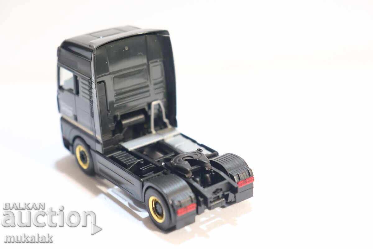 HERPA H0 1/87 MAN TGA Tractor Truck Model - 7