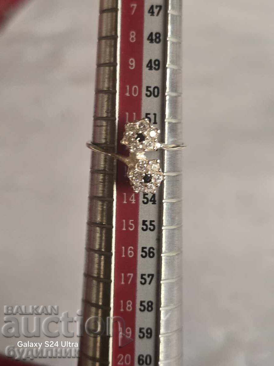 Παράδοση Ασημένιο δαχτυλίδι. 16,5 χιλ. Βάζω πάνω από 100 δημοπρασίες. Δες!