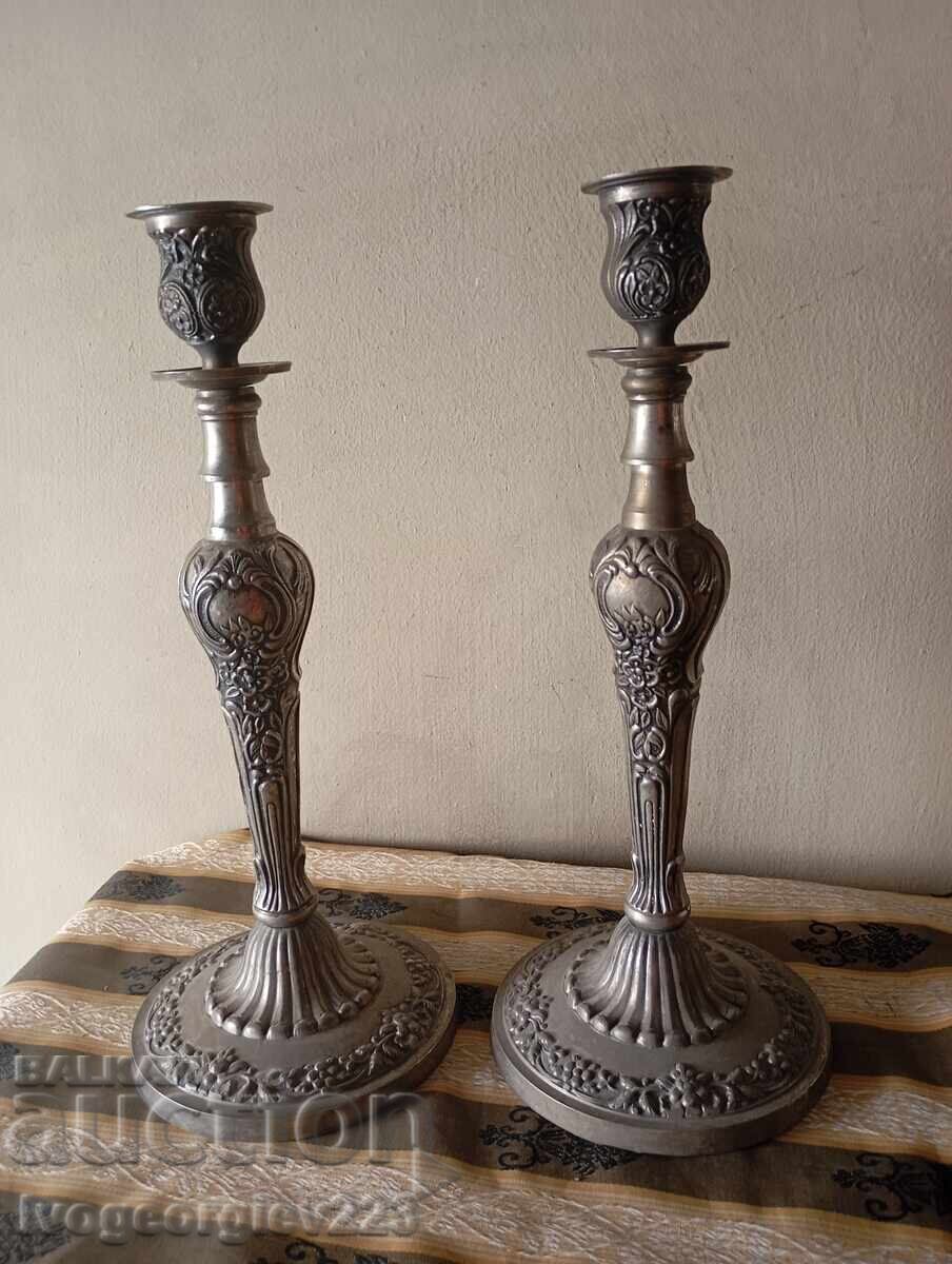 Vintage candlestick set