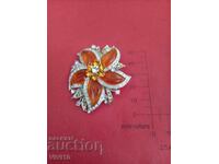Antique brooch with stones