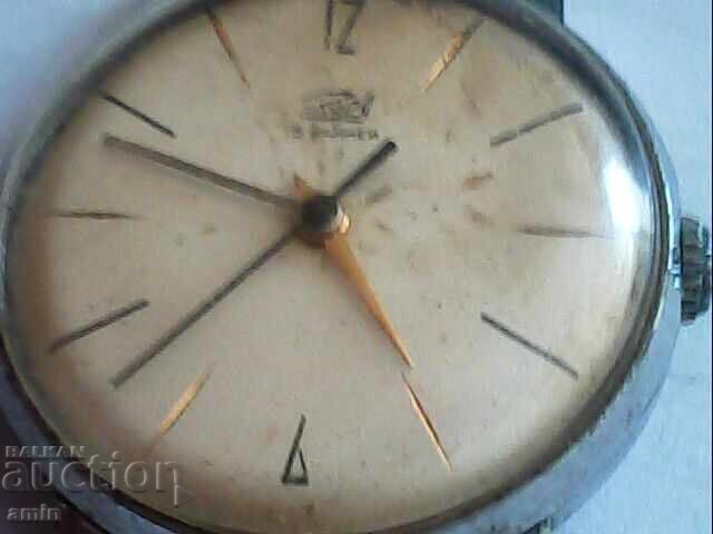 2 old Russian watches, working perfectly - 5 2 old Russian watches, working perfectly - 5