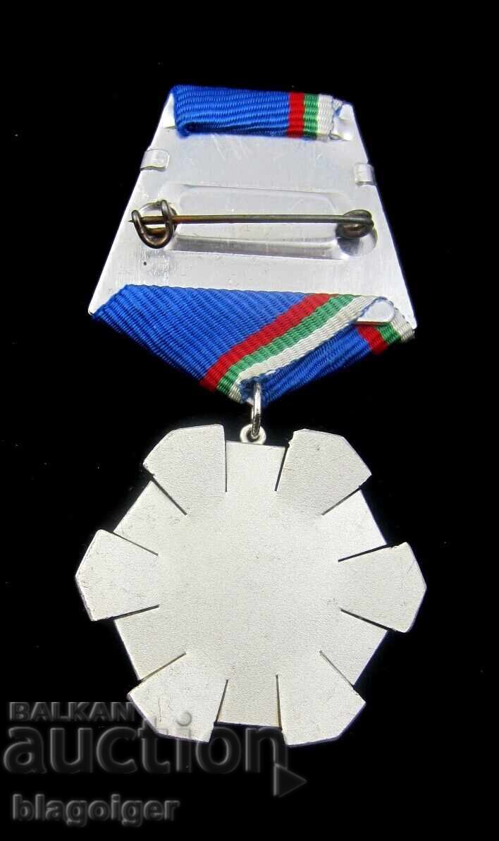 Order of Labour Glory 2nd Class with small suspension device - Excellent - 6