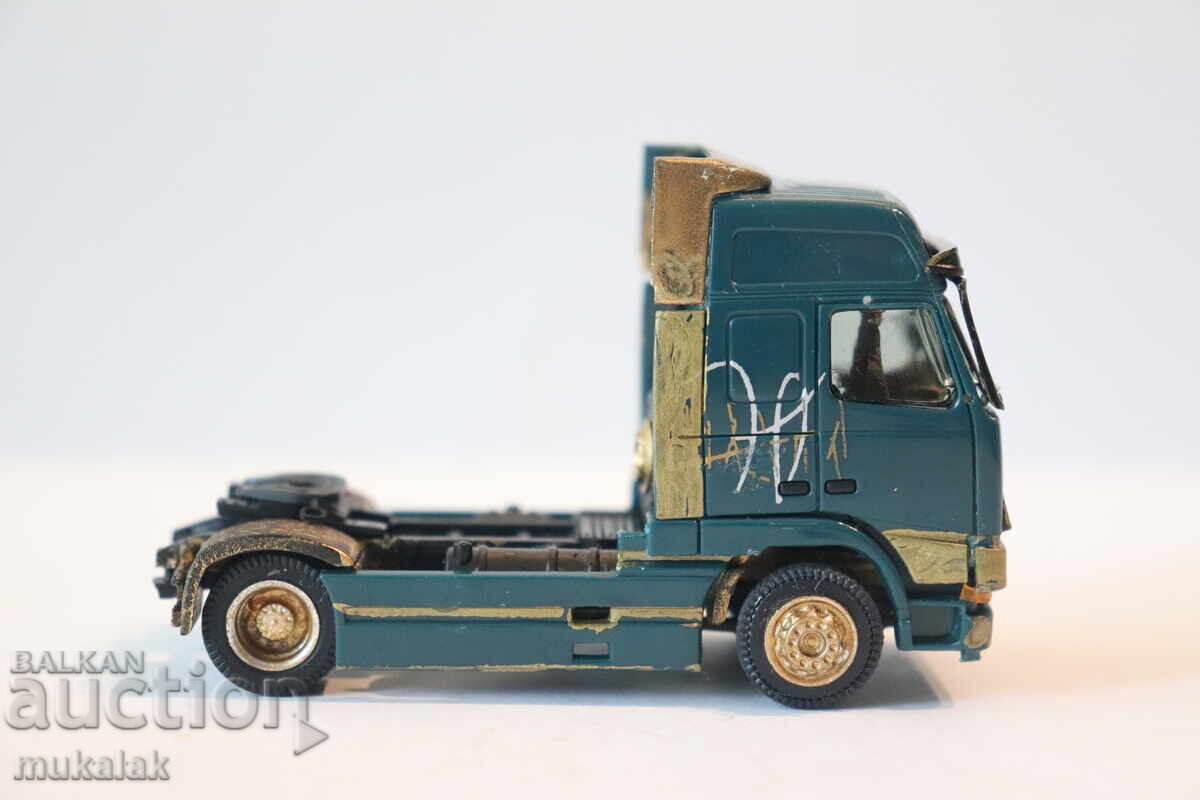 ALBEDO H0 1/87 VOLVO CAP DE TRACTARE MODEL CAMION - 5