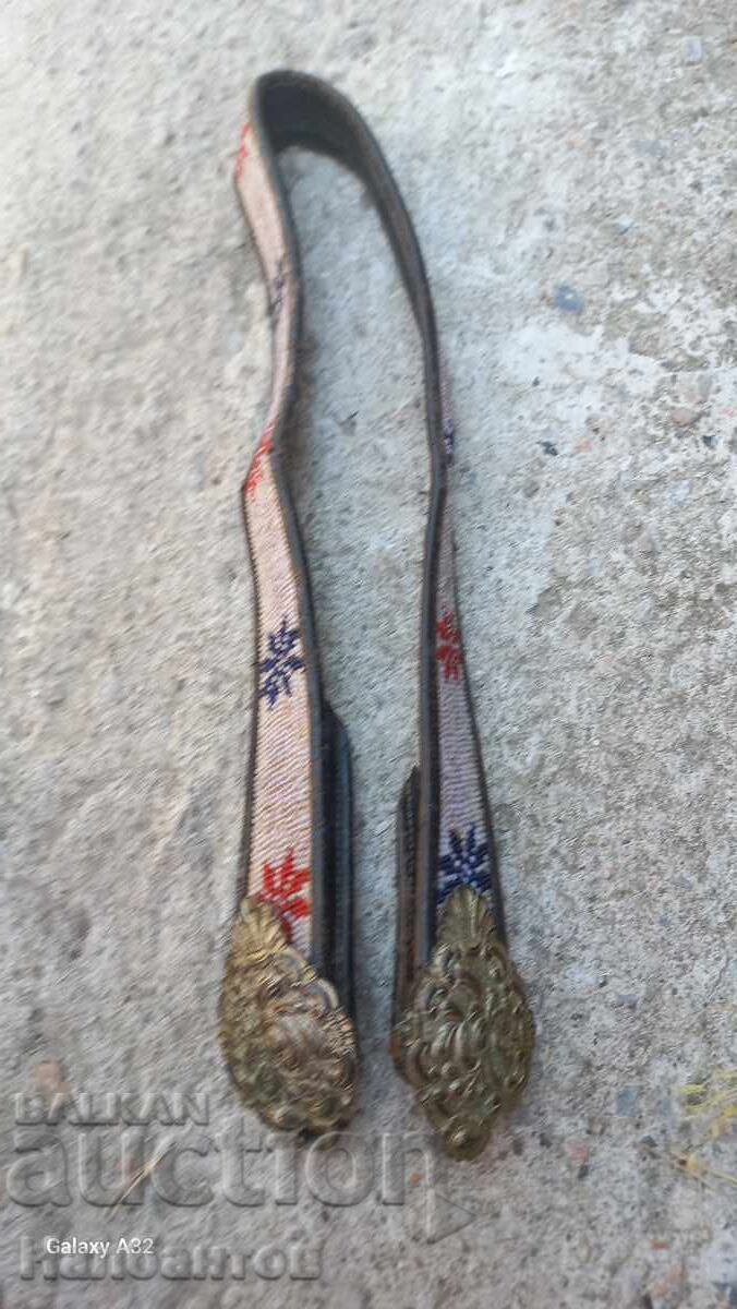 Delivery of Old silver pafiti (ornamental belt buckles) with a belt Delivery of Old silver pafiti (ornamental belt buckles) with a belt