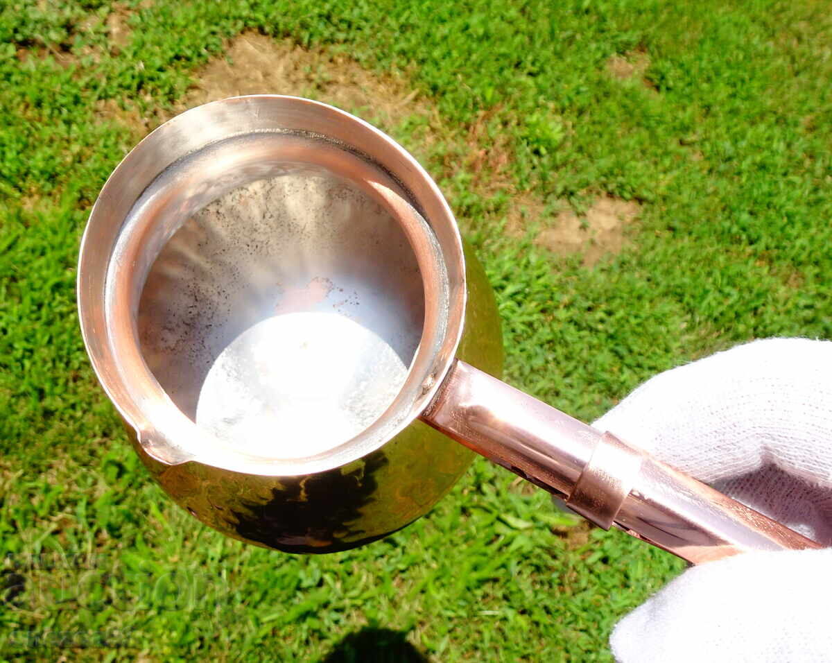 Livrarea Ibric de cupru 650 ml, mâner lung de cupru Livrarea Ibric de cupru 650 ml, mâner lung de cupru