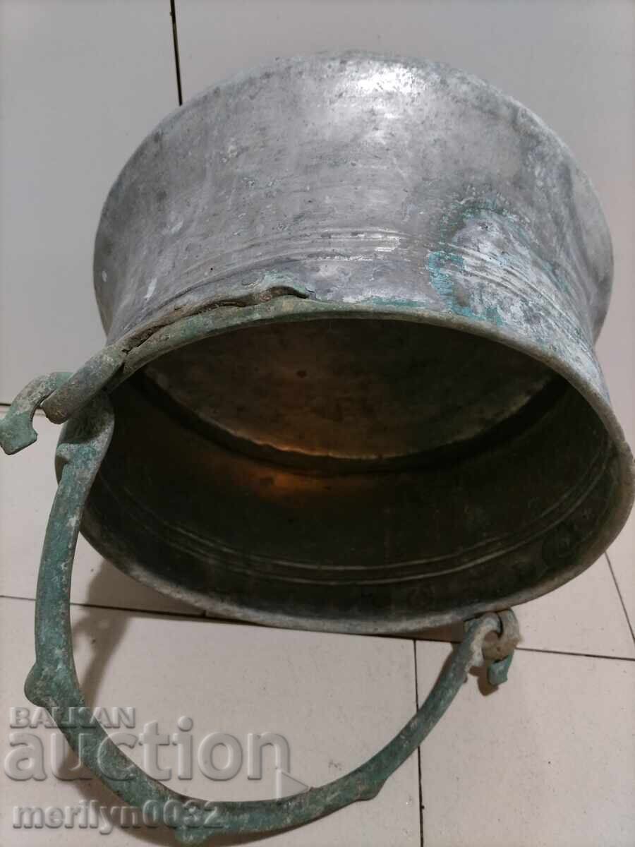 Monedă conservată, ceaun, cupru, vas de cupru - 6 Monedă conservată, ceaun, cupru, vas de cupru - 6