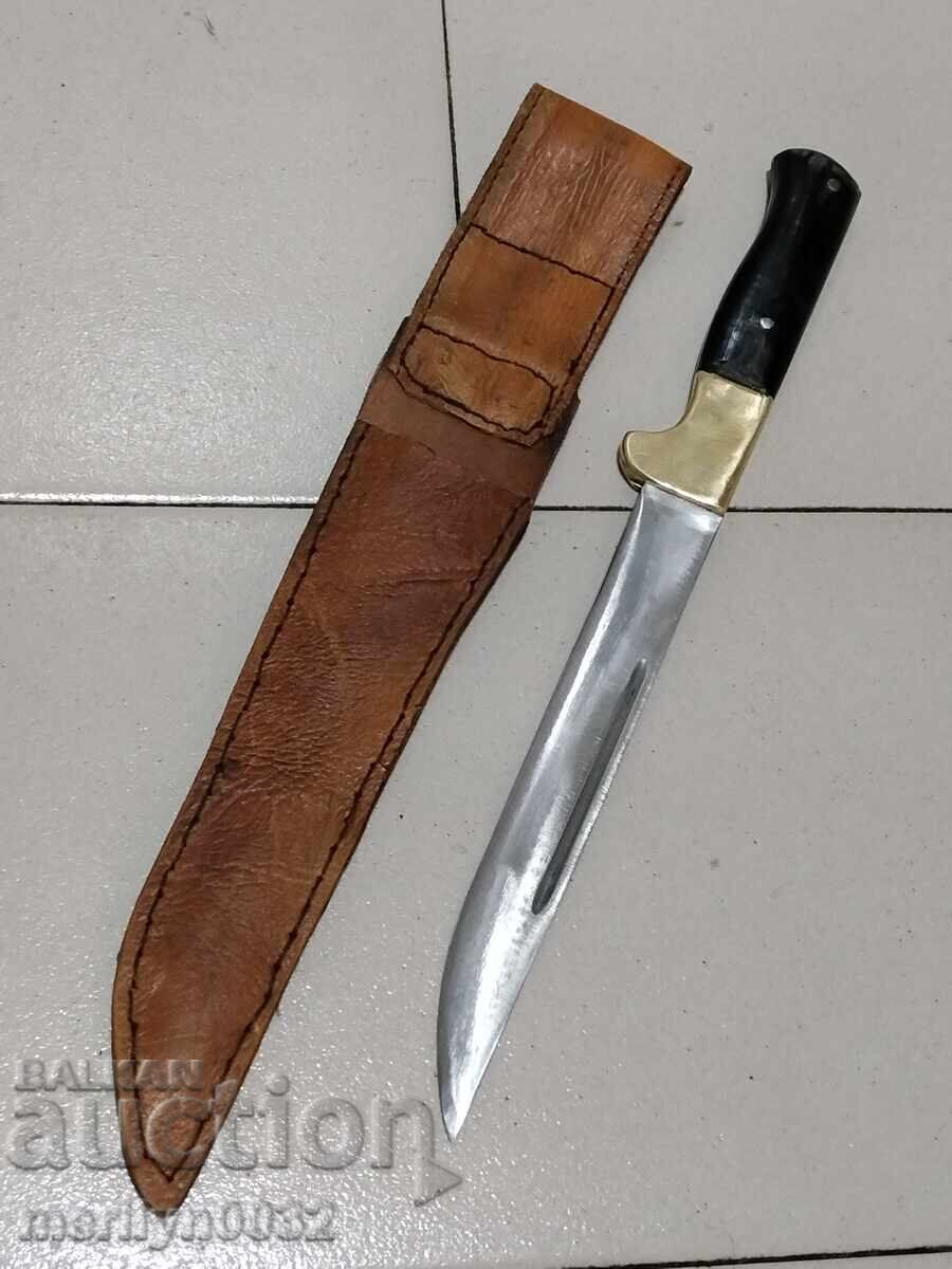 Hunting knife with sheath and buffalo horn scales with price 129.00 BGN | € 65.96