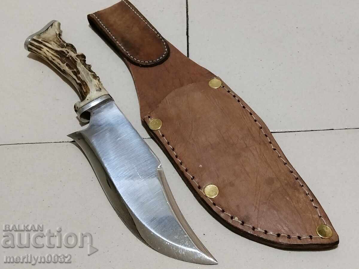 Auction  Hunting knife with sheath, deer antler handle
