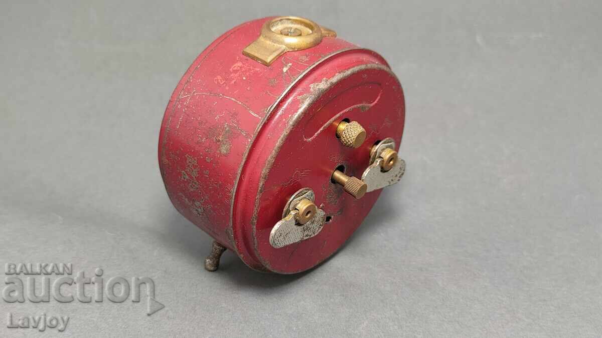 Παράδοση Ρετρό ξυπνητήρι * Junghans * Made in Germany