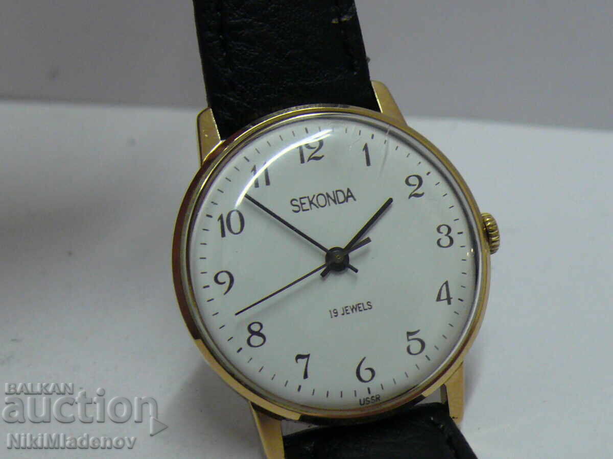 Παράδοση Pozlaten SEKONDA/Raketa Ανδρικό χειροποίητο ρολόι, λειτουργικό Παράδοση Pozlaten SEKONDA/Raketa Ανδρικό χειροποίητο ρολόι, λειτουργικό