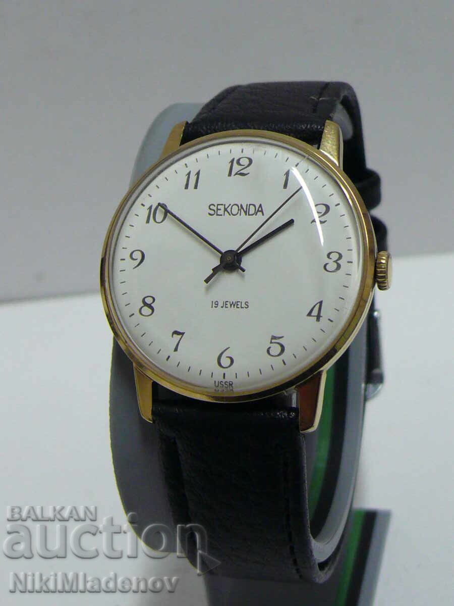 Pozlaten SEKONDA/Raketa Ανδρικό χειροποίητο ρολόι, λειτουργικό Pozlaten SEKONDA/Raketa Ανδρικό χειροποίητο ρολόι, λειτουργικό