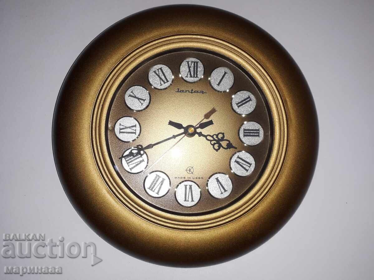 OLD EL.- MECH. WATCH "YANTAR". USSR