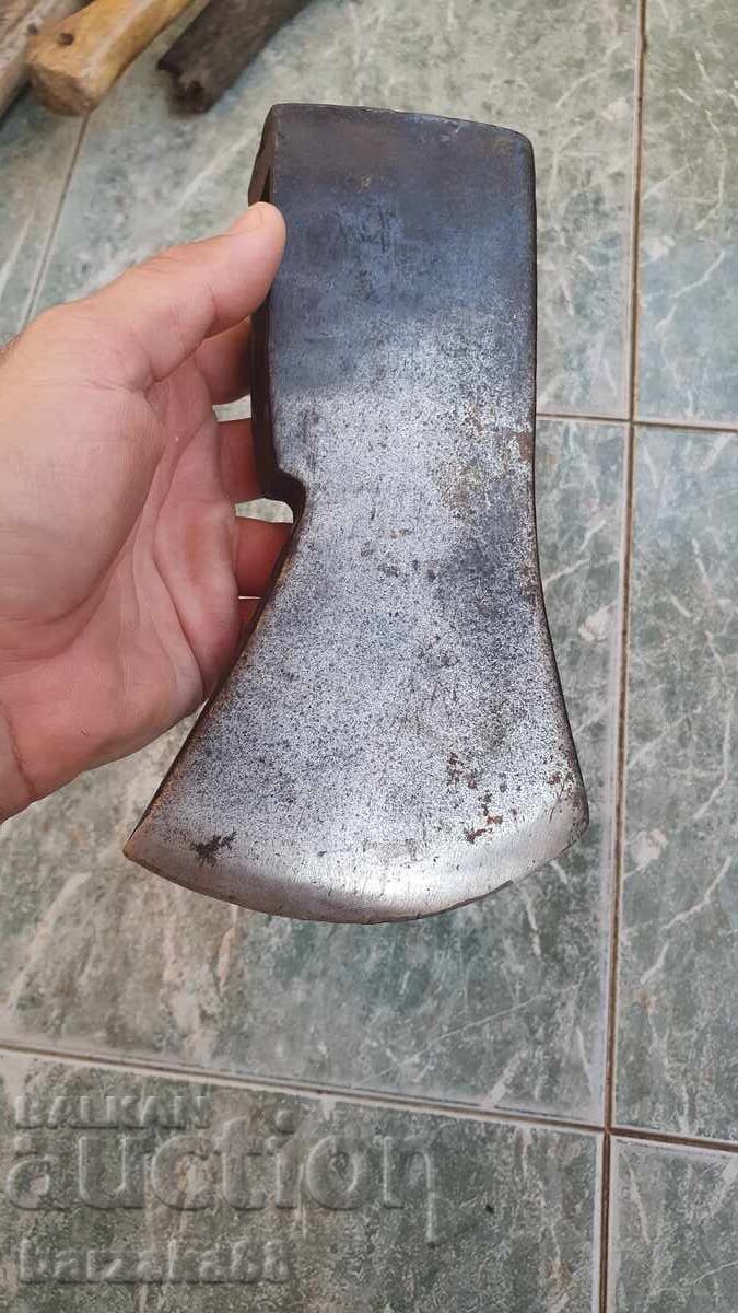 Old Axe Hatchet Dominicus - 5 Old Axe Hatchet Dominicus - 5