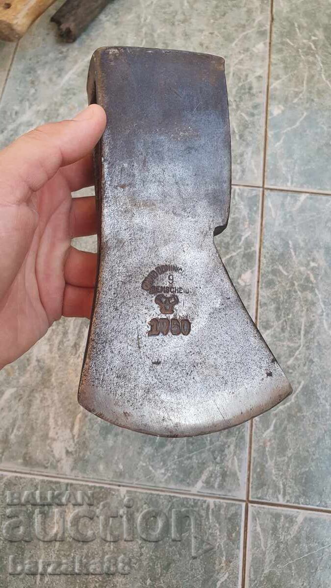 Old Axe Hatchet Dominicus Old Axe Hatchet Dominicus