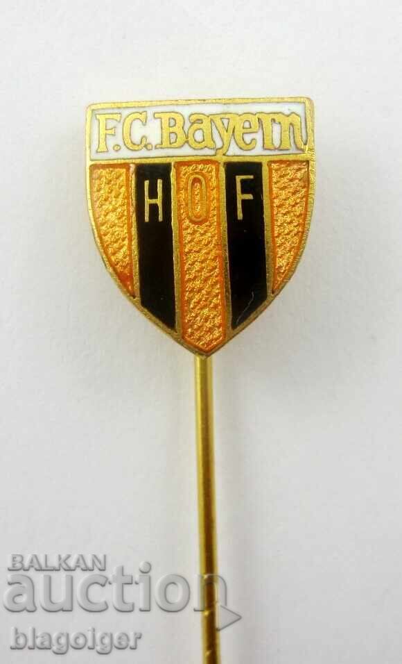 Emblemă de fotbal - FC Bayern Hof - Emblema veche cu preț 12.99 BGN | € 6.64