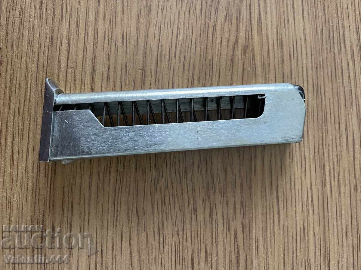 Încărcător NICHELAT pentru pistol "MAKAROV", cal. 9x18mm - 7