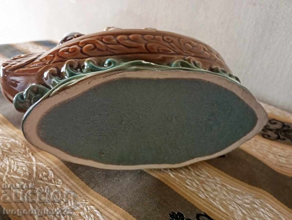 Delivery of Ceramic figurine