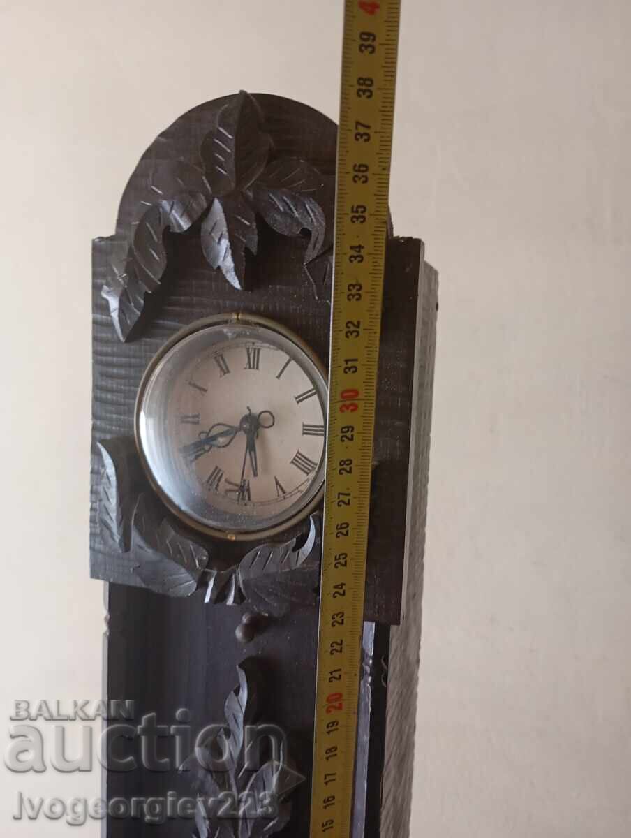 Livrarea Ceas vechi de birou Livrarea Ceas vechi de birou