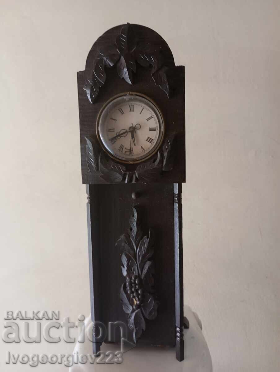 Ceas vechi de birou Ceas vechi de birou