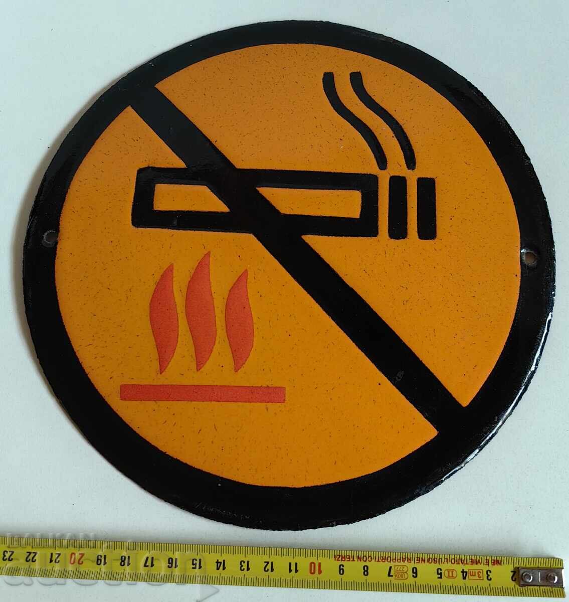 ΚΑΠΝΙΣΜΑ ΑΠΑΓΟΡΕΥΕΤΑΙ ΣΠΑΝΙΑ ΣΟΤΣ ΕΜΑΓΙΕ ΠΙΝΑΚΙΔΑ