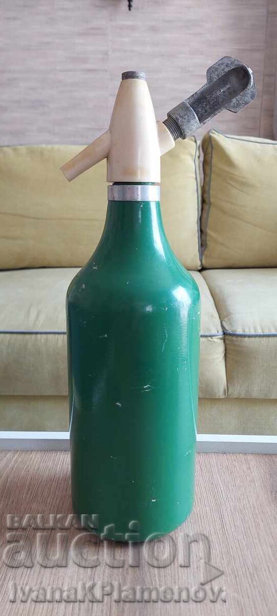 Sticlă retro pentru sifon din perioada comunistă pentru colecționari