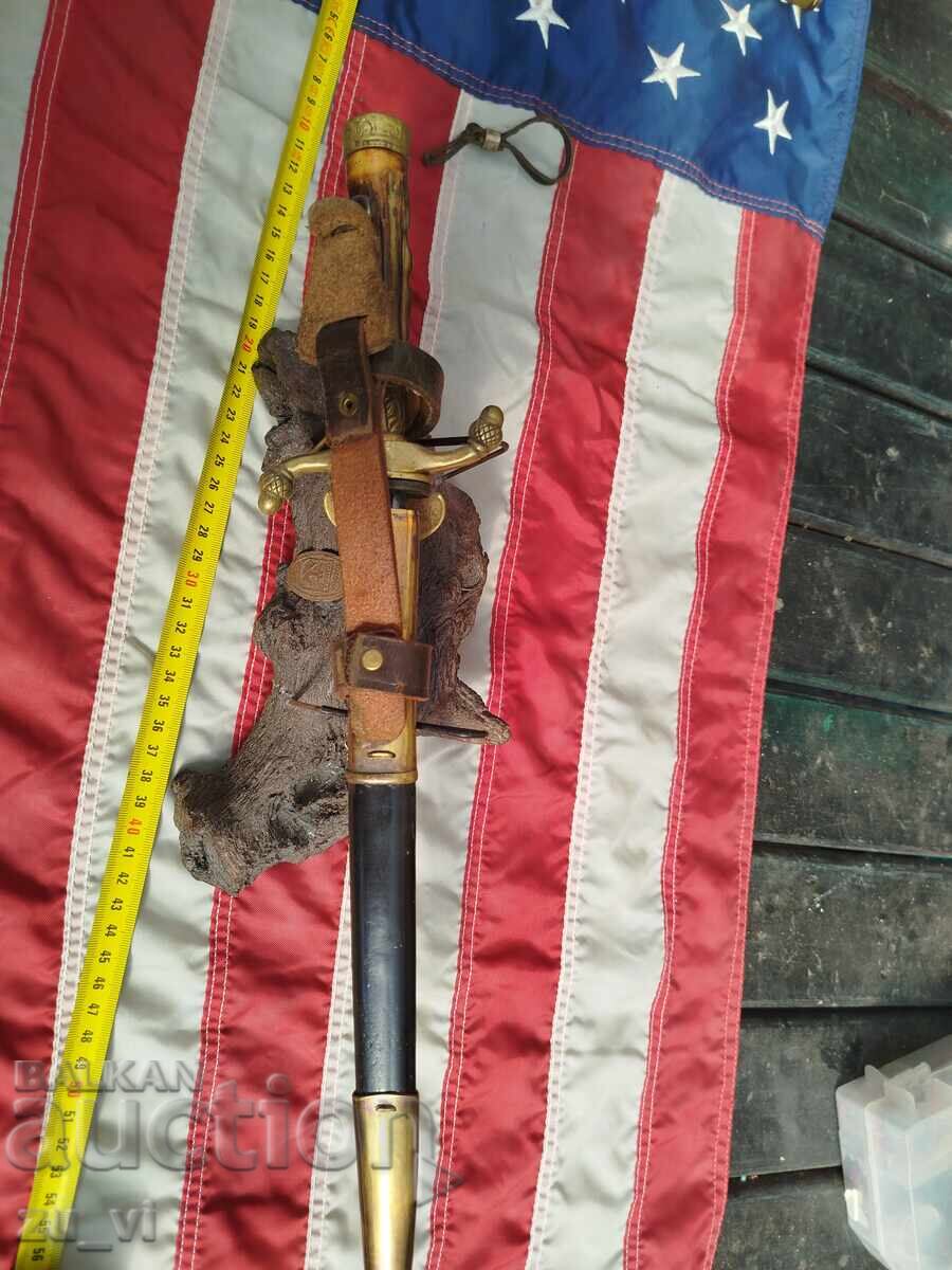 Loven Cortic with price 500.00 BGN | € 255.65