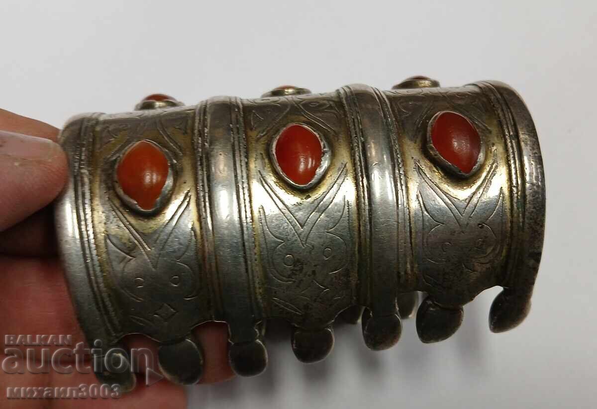 BRĂȚARĂ DIN ARGINT VECHE DE COLECȚIE, LUCRARE MANUALĂ cu preț € 766.94 | 1500.00 BGN