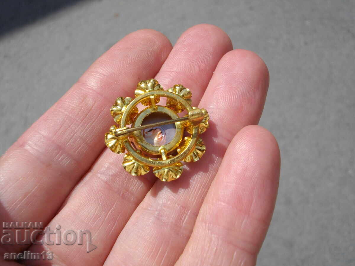 ΜΙΑ ΠΑΛΙΑ ΕΠΙΧΡΥΣΤΗ ΚΑΡΦΙΛΑ - 6 ΜΙΑ ΠΑΛΙΑ ΕΠΙΧΡΥΣΤΗ ΚΑΡΦΙΛΑ - 6