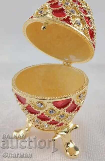 Delivery of Fabergé Egg / 20