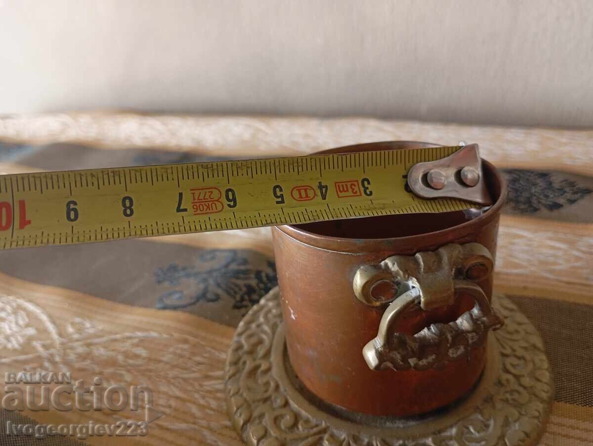 Auction Cigarette box Auction Cigarette box