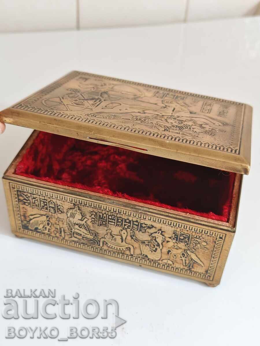 Antique Egyptian Jewelry Box Bronze with Gilding Antique Egyptian Jewelry Box Bronze with Gilding