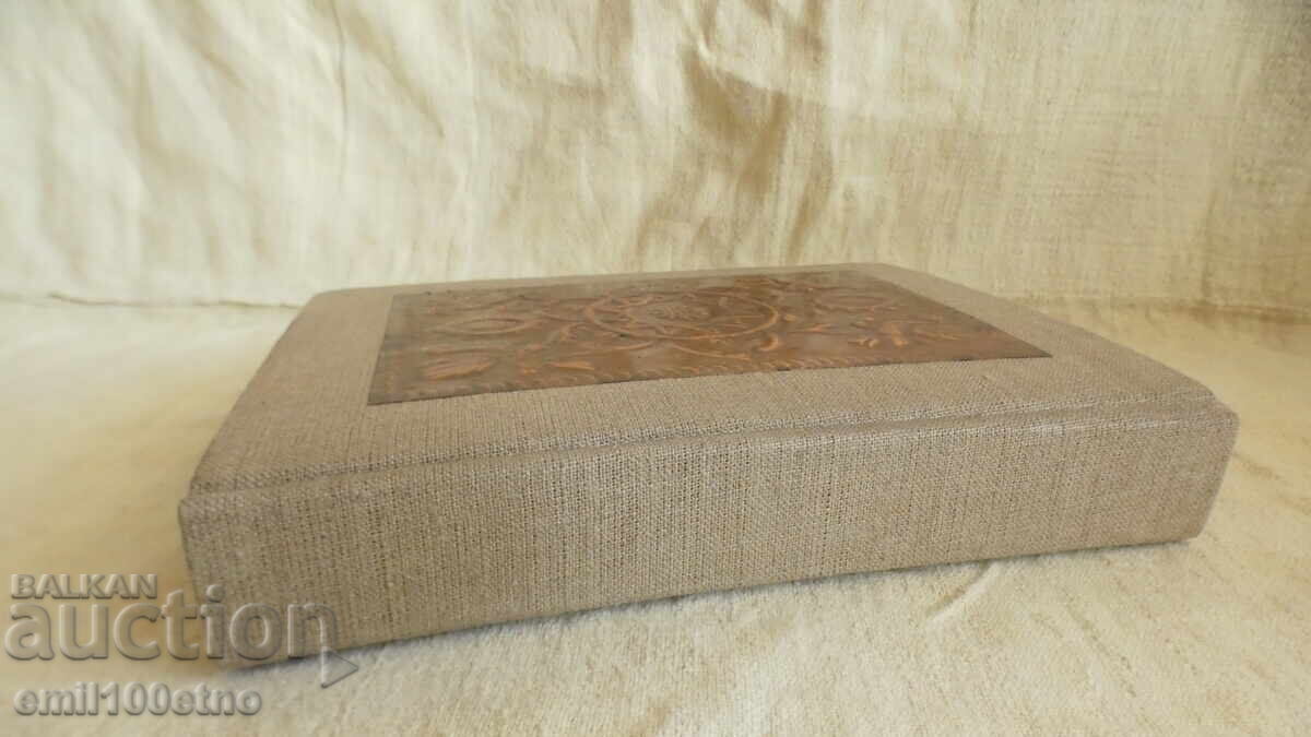 Кутия за бижута с щампована медна украса - 7