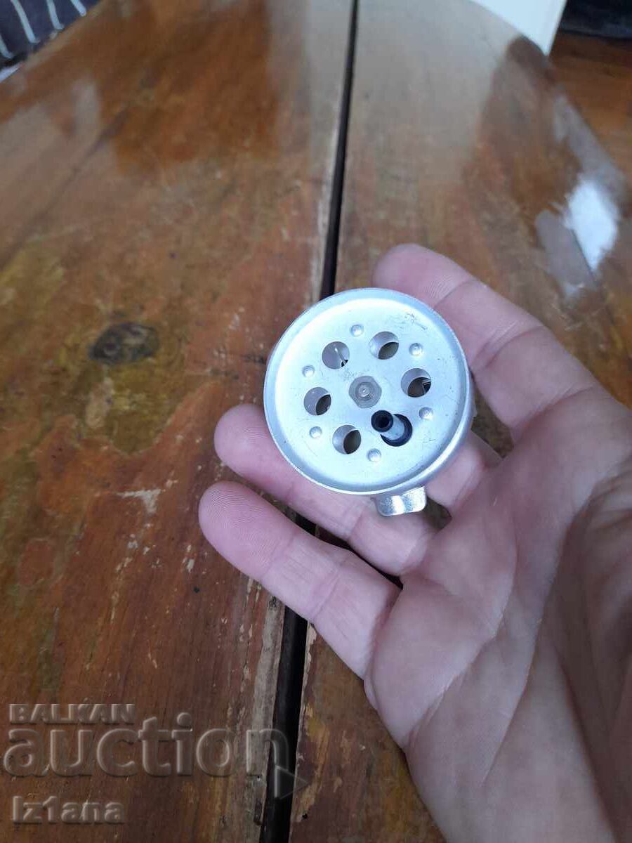 Old fishing reel with price 27.00 BGN | € 13.80