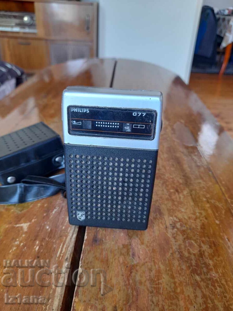 Radio vechi, receptor radio Philips, Philips cu preț 27.00 BGN | € 13.80 Radio vechi, receptor radio Philips, Philips cu preț 27.00 BGN | € 13.80
