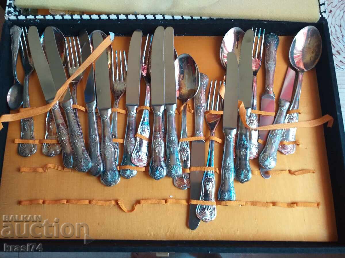 Silver plated service with price 130.00 BGN | € 66.47 Silver plated service with price 130.00 BGN | € 66.47