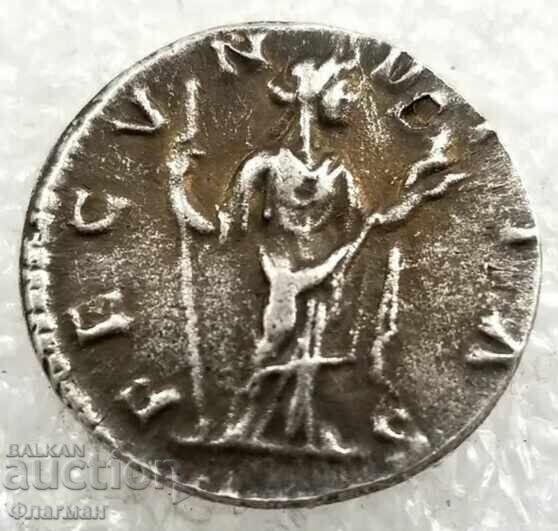 Denar al Împărătesei Faustina a II-a - REPLICĂ cu preț 20.00 BGN | € 10.23 Denar al Împărătesei Faustina a II-a - REPLICĂ cu preț 20.00 BGN | € 10.23