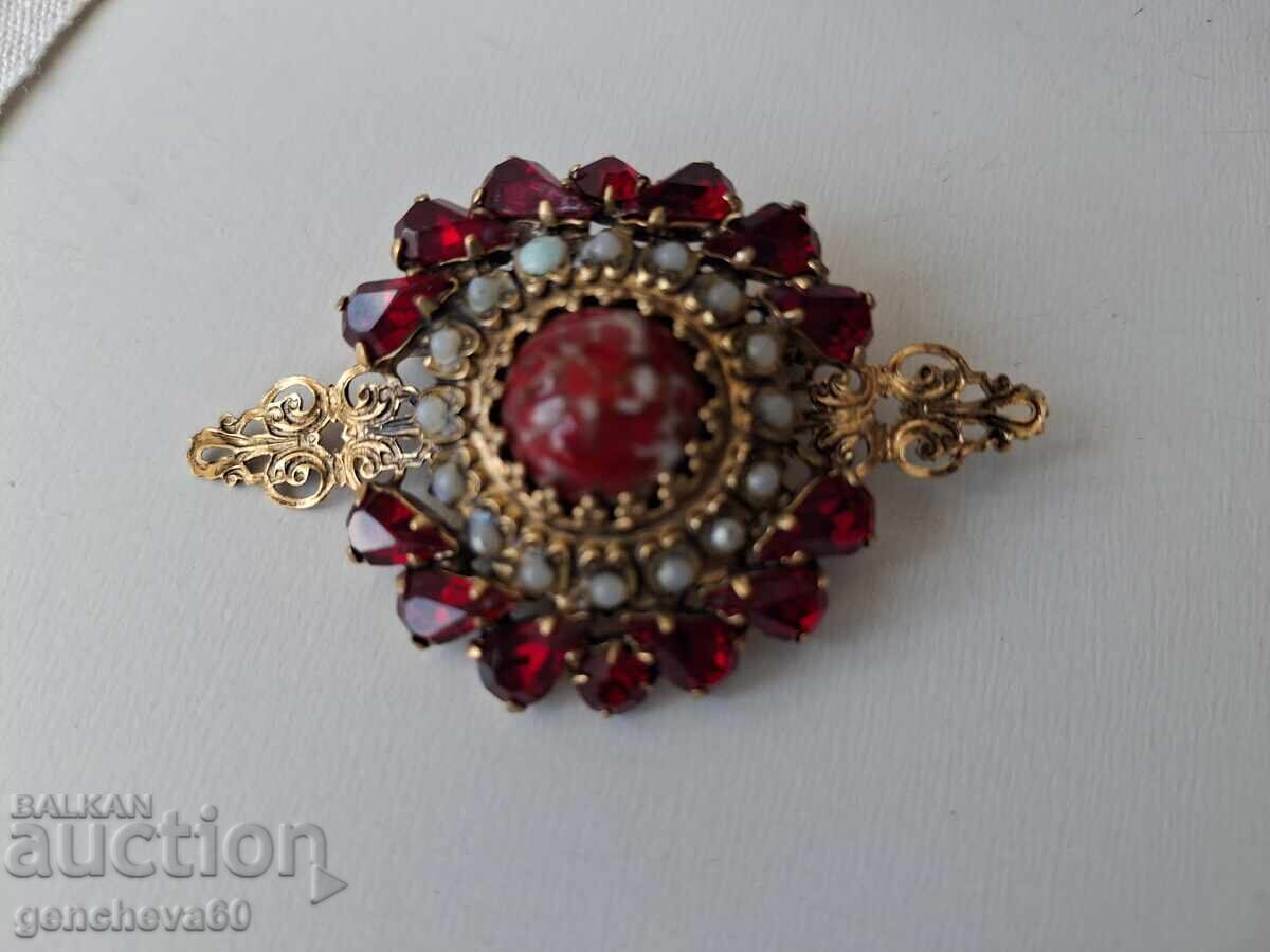 Vintage Brooch Bohemian Crystal, Garnet, Gold Plated - 6