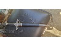 Pumnal. Kama. Cuțit