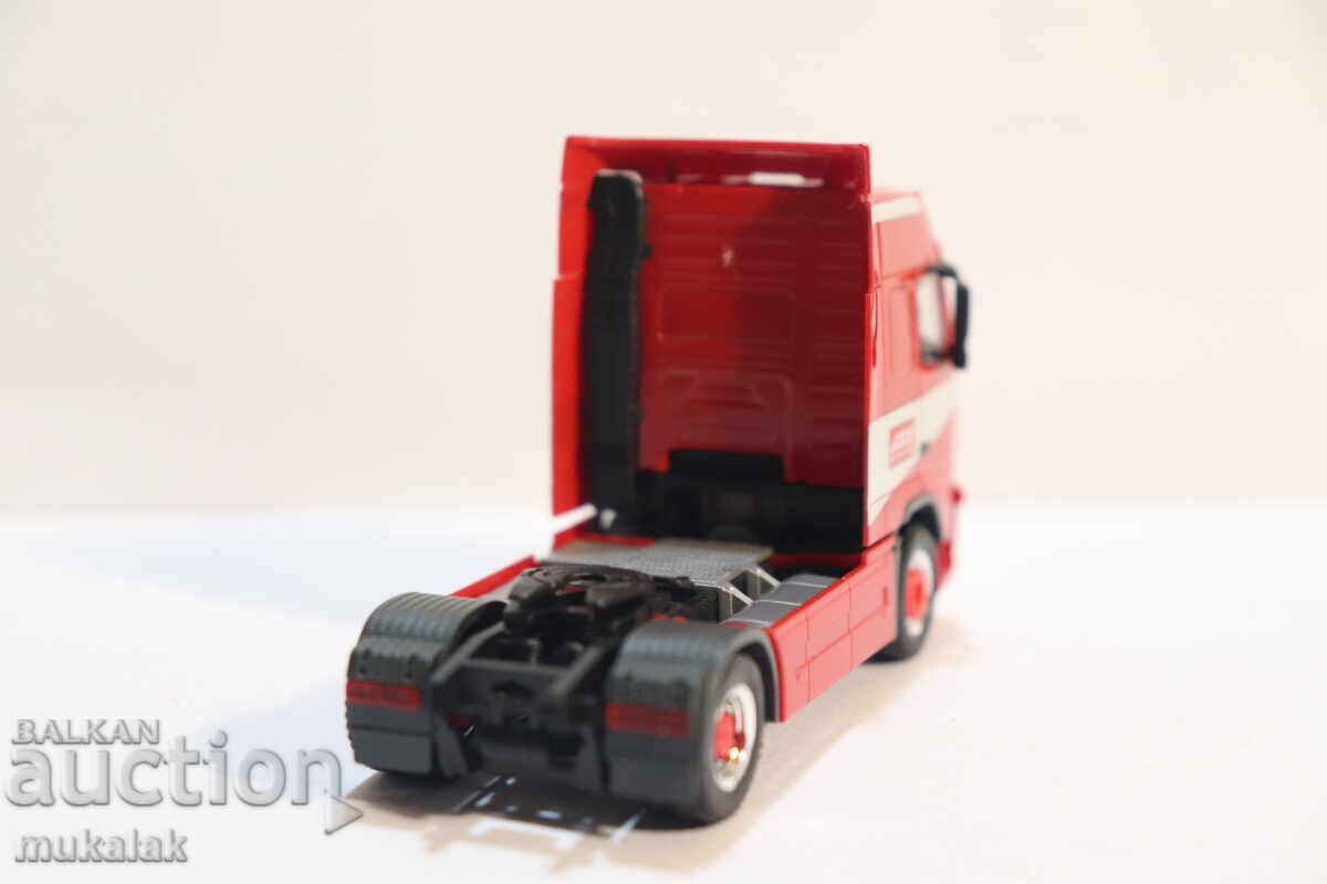 HERPA H0 1/87 VOLVO CAMION TRACTOR MODEL - 5