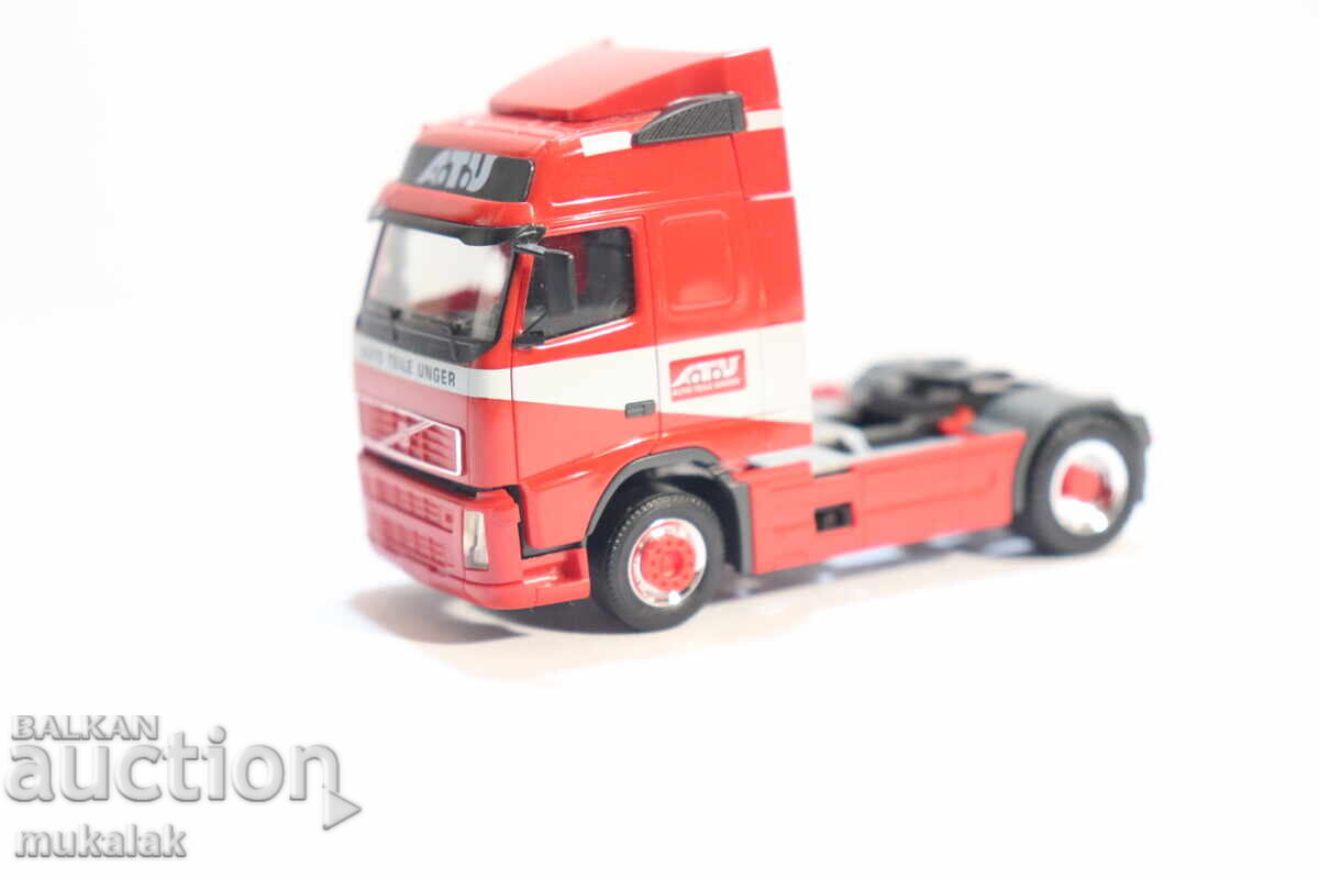 HERPA H0 1/87 VOLVO CAMION TRACTOR MODEL - 6